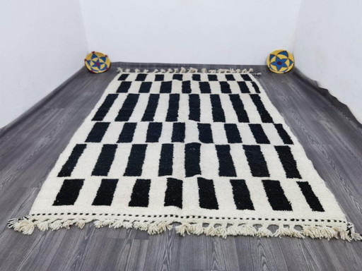 Tapis artisanal blanc-noir fait main 250cmx150cm 