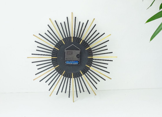 Vintage wandklok Richter Electric Duitsland, brutalistische stervormige klok uit de jaren 60 en 70. – Klokken (photo 8 of 8)