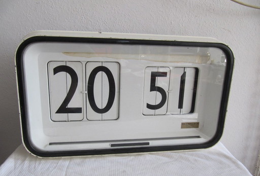 Cifra stationsklok klok Gino Valle  Solari Udine