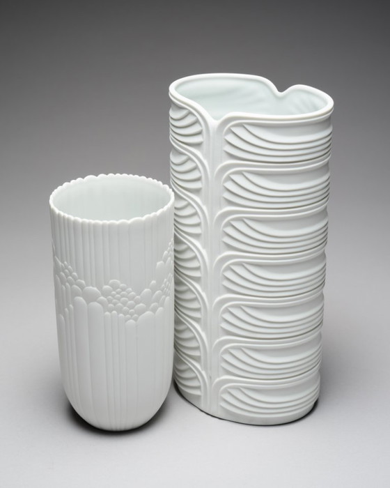 Image 1 of Coppia di vasi in porcellana biscuit bianca di Rosemonde Nairac per Rosenthal Germania