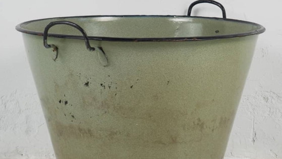 Antique green iron cauldron (c.1950) – Decorative Objects, Metal, Rustic (photo 3 of 9)