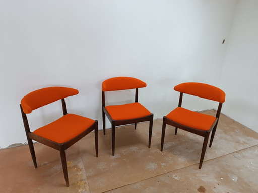 3 chaises de salle à manger