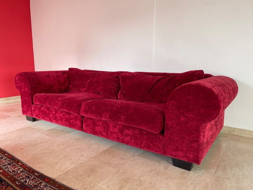 Warmrotes Samtsofa, 3-Sitzer