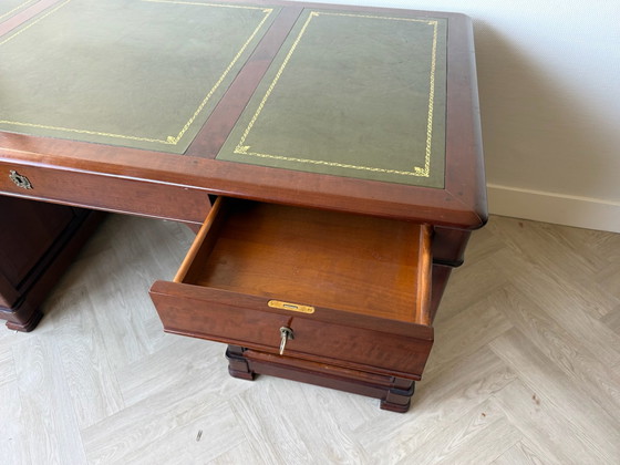 Scrivanie antica in mogano con pelle verde – Legno (photo 10 of 11)