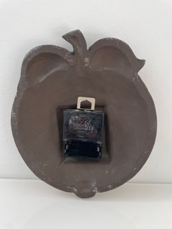 Image 1 of Retro keramische wandklok appel jaren 70