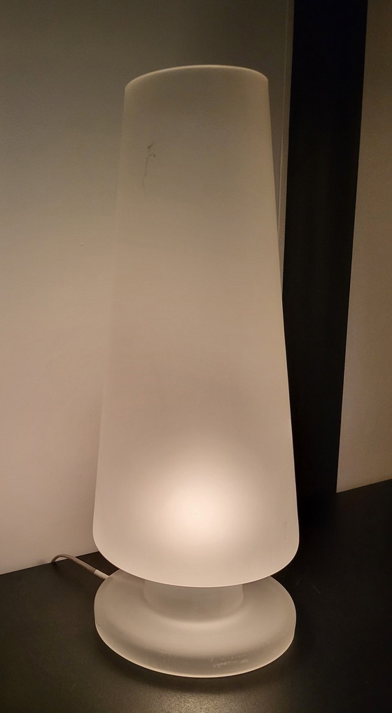 Image 1 of Vintage Hala Zeist opaline wit glazen tafellamp.