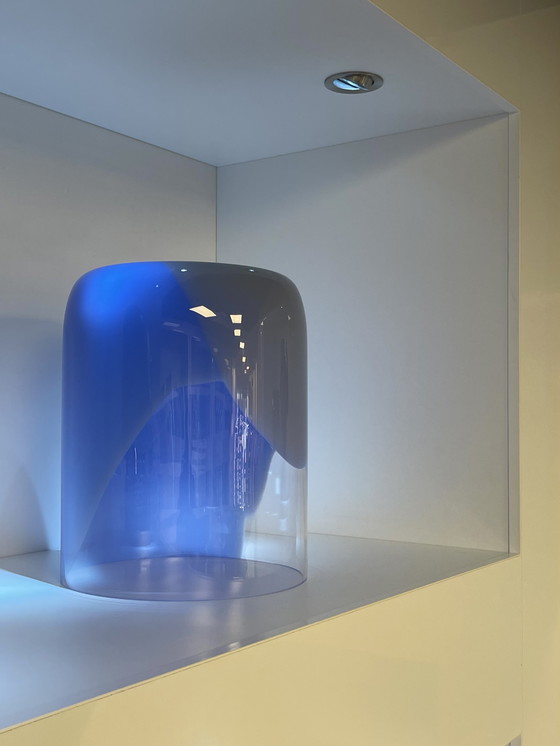 Image 1 of Leolux Kllaar side table unique color scheme