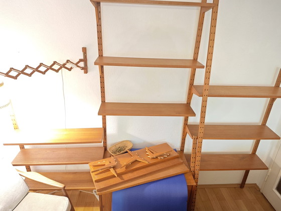 Sistema modular de pared danés de teca Poul Cadovius Royal System Cado – Estanterías de pared, Wood (photo 5 of 5)