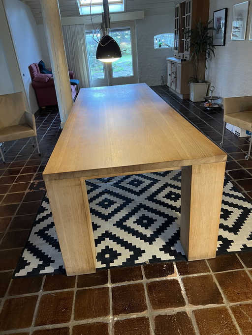 Bigfoot Dining Table