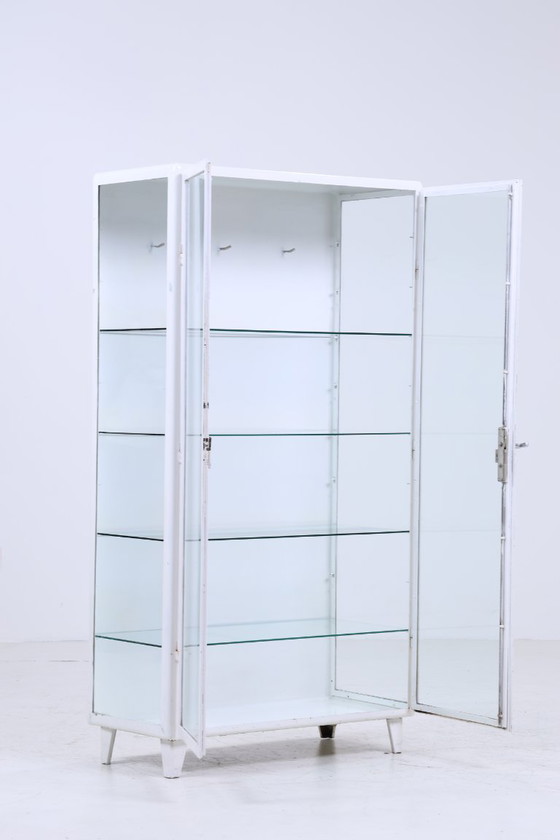 Image 1 of Grande armadietto vintage per medicinali anni '40 | armadietto in vetro metà secolo | vetrinetta portaoggetti #04-28