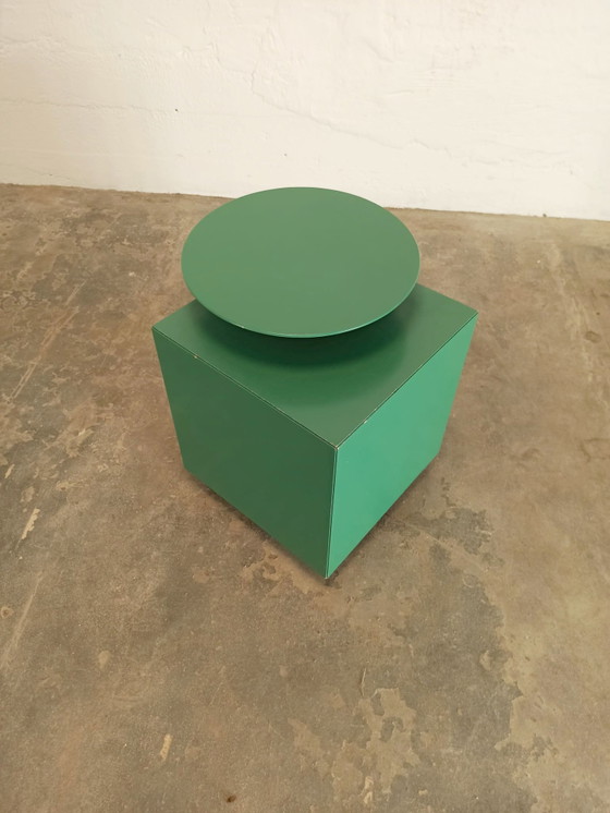 Image 1 of Vintage postmodern bijzettafeltje, groen