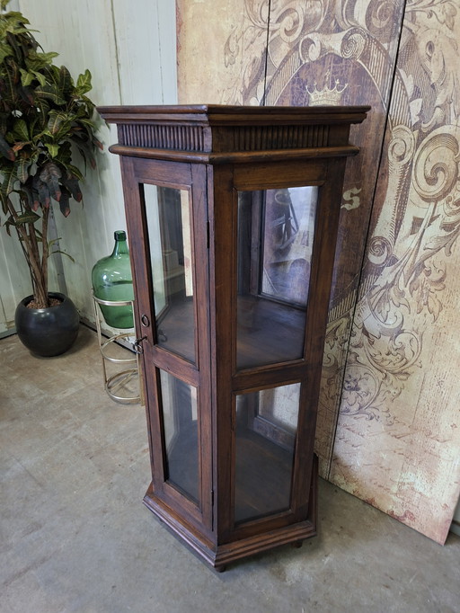 Sechseckiger Vitrinenschrank aus dunklem Teakholz, Porzellanschrank, Whisky-Bar, Weinschrank, Maße 61 x 55 cm und 120 cm hoch.