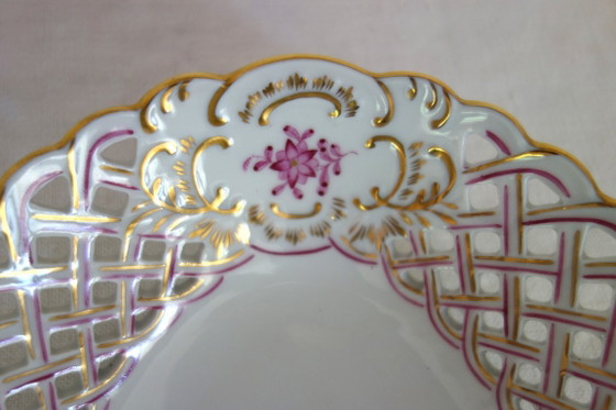 Openwork porcelain bowl, Herend factory, Hungary – Table accessories (photo 7 of 11)