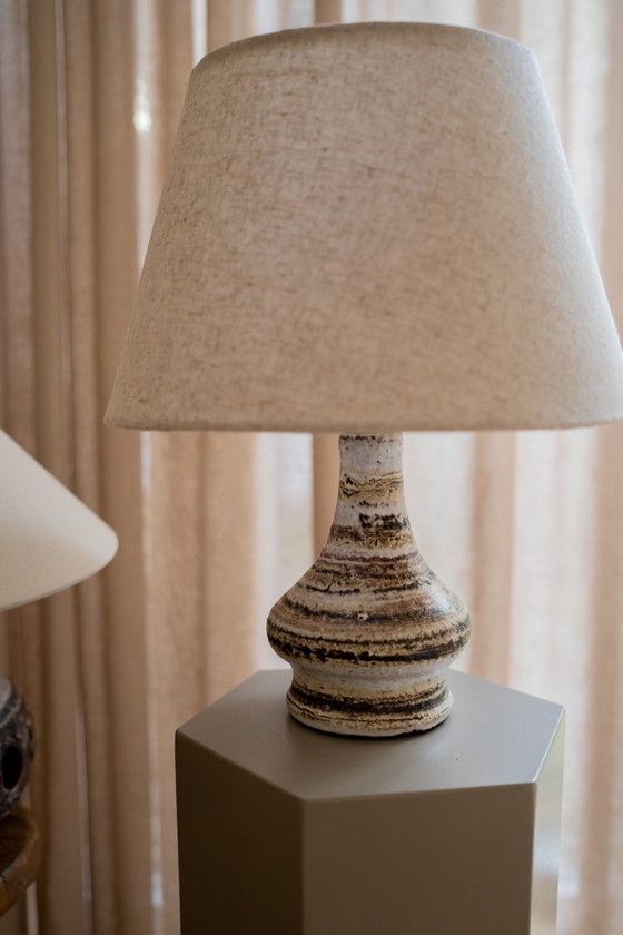 Image 1 of Vintage ceramic lamp with beige shade