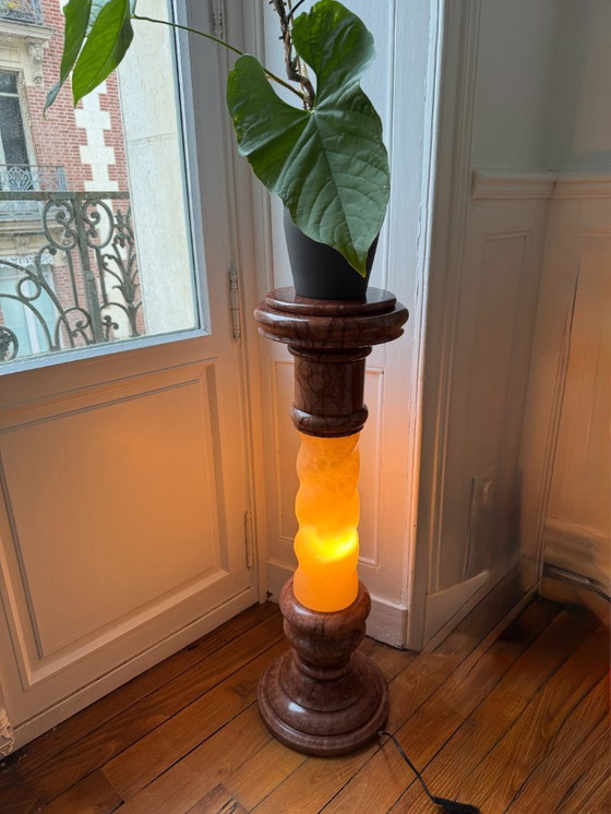 Image 1 of Colonna luminosa/supporto in alabastro