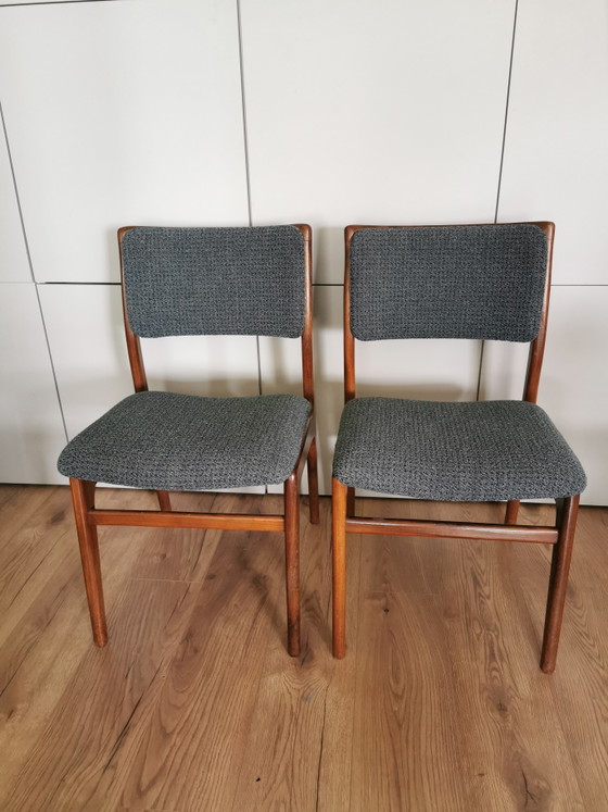 Image 1 of Magnifique ensemble de 4 chaises de salle à manger danoises vintage du milieu du siècle.