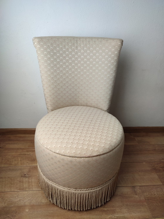 Image 1 of Boudoir stoel stoeltje cocktail creme franjes + opbergruimte naaikist