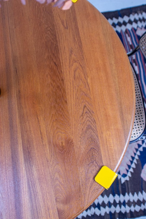 Image 1 of Vintage Teak Round Dining Table, Mid Century Danish
