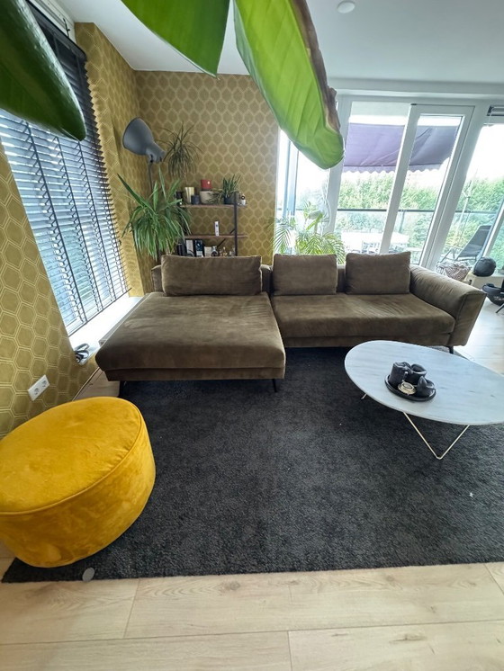 Image 1 of Divano angolare in velluto verde - 3 metri di larghezza