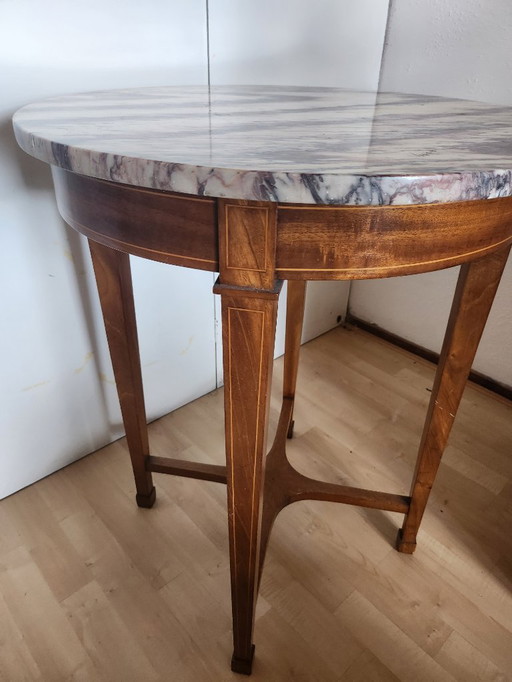Table ancienne