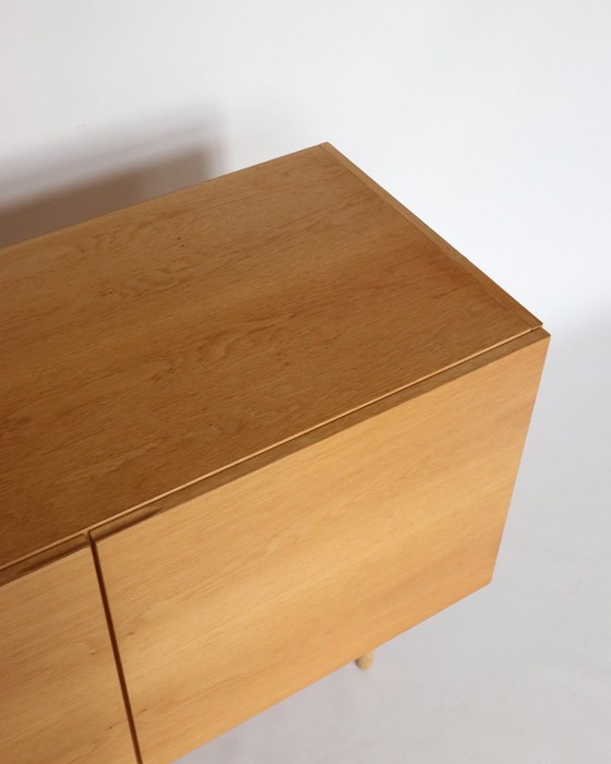 Image 1 of Buffet vintage en chêne, meuble de style danois, style rétro