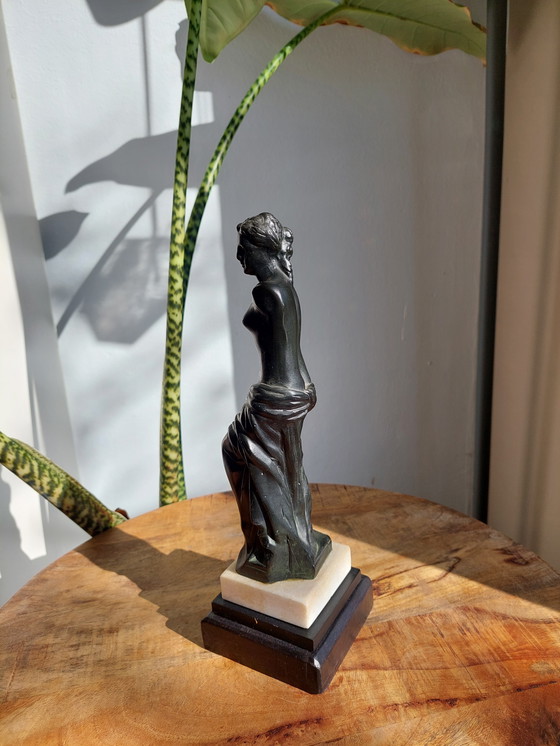 Image 1 of Aphrodite in Bronze Statue