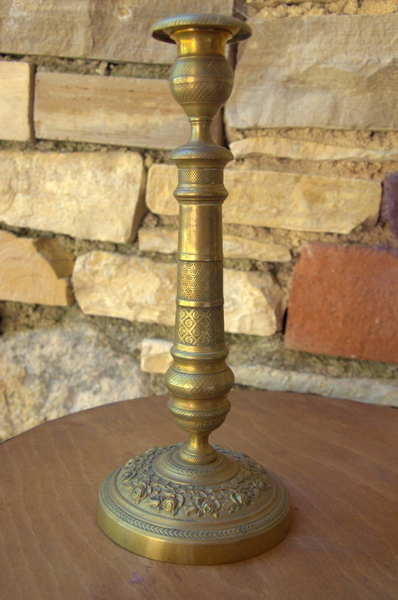 Coppia di candelieri francesi neoclassici in ottone, XIX secolo, 12x29 cm – Portacandele, Brass (photo 4 of 7)