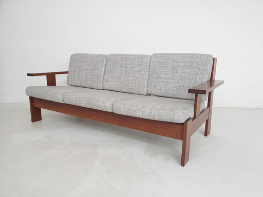Mid-century minimalistic sofa in teak, Attributed to Harry de Groot for Leolux, The Netherlands 1950's