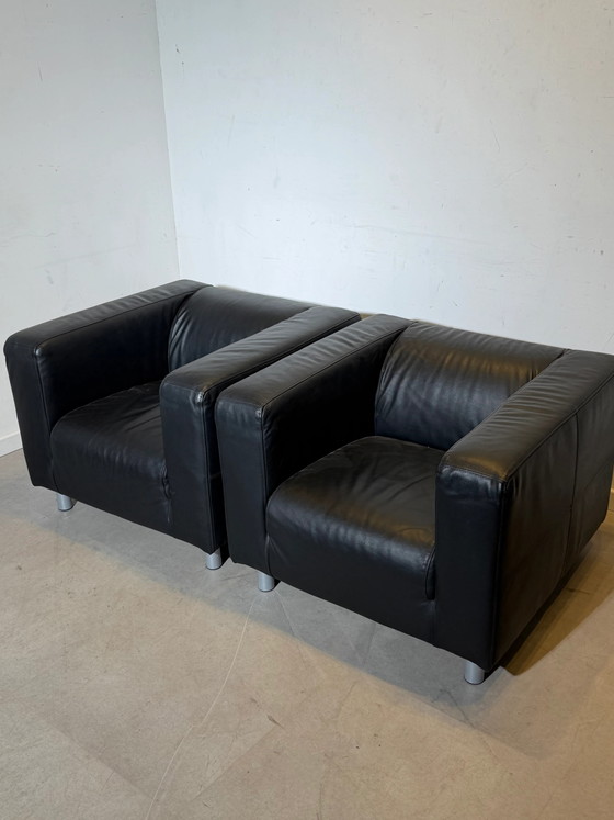 Par de sillones club negros (photo 5 of 6)