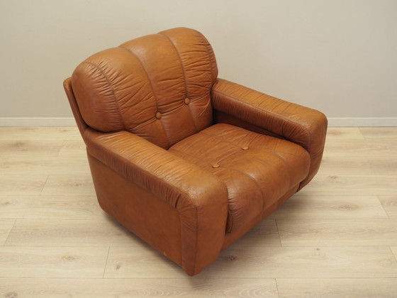 Image 1 of Bruine fauteuil, Italiaans ontwerp, jaren 1970, productie: Italië