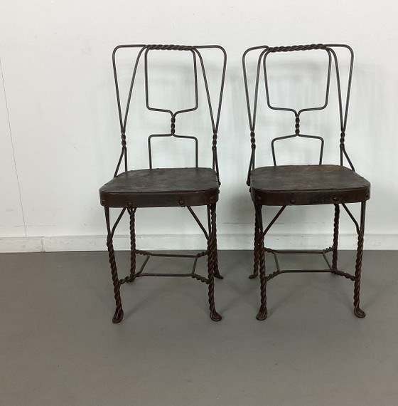 2 chaises d'enfants rares en fer à repasser à glace vintage des années 1940 – Chaises de salle à manger, Iron (photo 5 of 8)