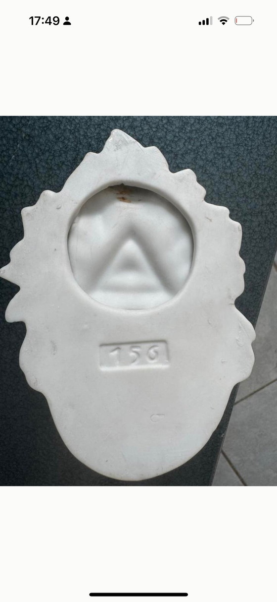 Image 1 of Bénitier ancien - Œil qui voit tout - Porcelaine biscuit, vers 1900