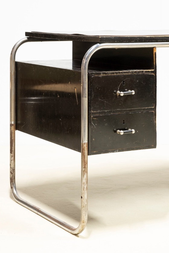 Bureau fonctionnaliste suédois inspiré du Bauhaus, années 1940 – Bureaux, Cuir (photo 2 of 14)