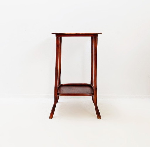 Table d'appoint Art Nouveau en bois courbé n° 960 par J&J Kohn - Années 1920