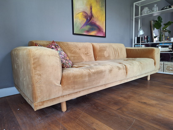 Image 1 of 3,5-Sitzer-Sofa, ockerfarbener Samt, Sissyboy