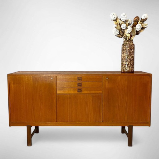Vintage sideboard / sideboard