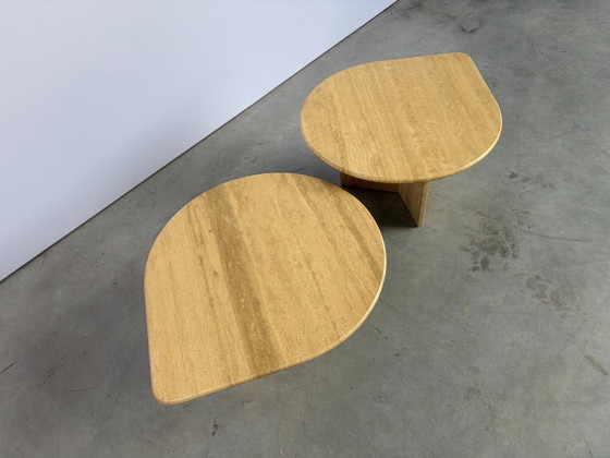 Pair of vintage travertine coffee tables or side tables, 1970s, Beige (photo 7 of 12)