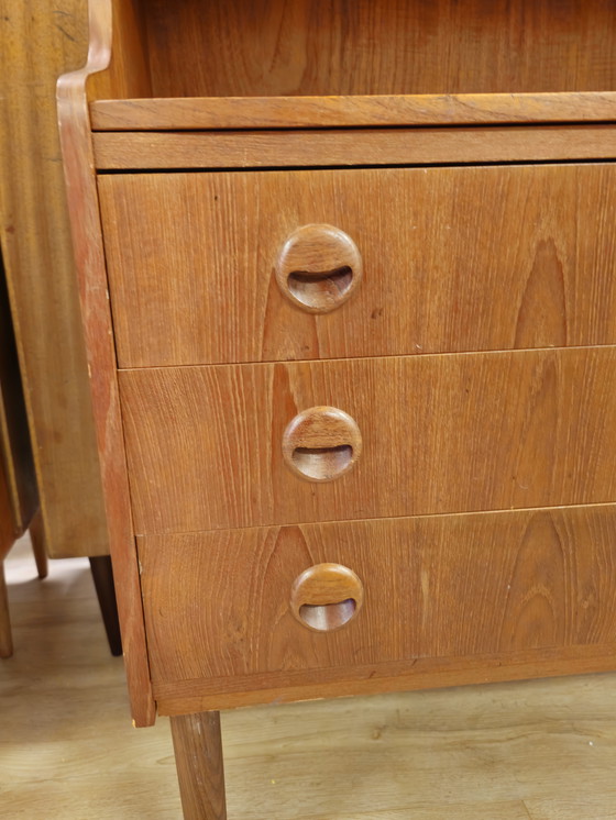 Image 1 of Vintage Deense Boekenkast Openkast Ladekast