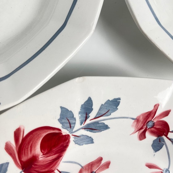 Image 1 of Set aus 6 halbtiefen Tellern, Dekor „Goldene Biene“, St. Amand, 20. Jahrhundert