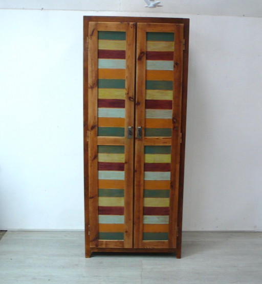 Antiker Spind Werkstattschrank Dielenschrank 2 Türen Naturholz + Shabby Bunt