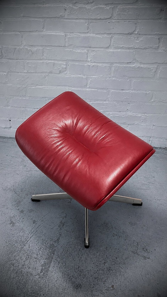 Design Scandinavo Conform Time Out Poggiapiedi e Pouf Pelle Alluminio – Leather, Aluminium (photo 2 of 5)