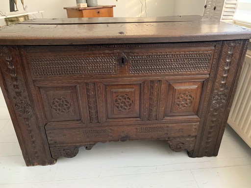 18th century blanket chest