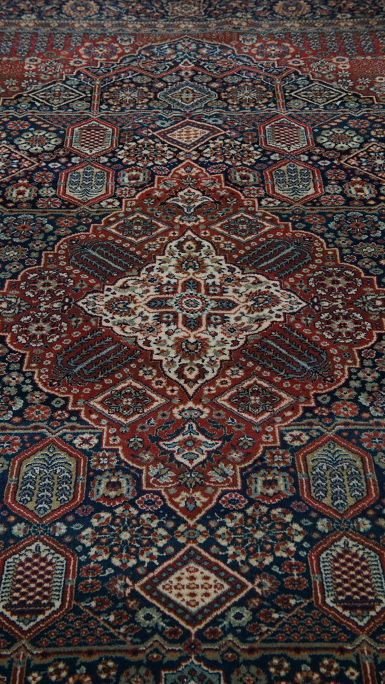 Image 1 of Tapis avec de nombreux motifs 283x200cm