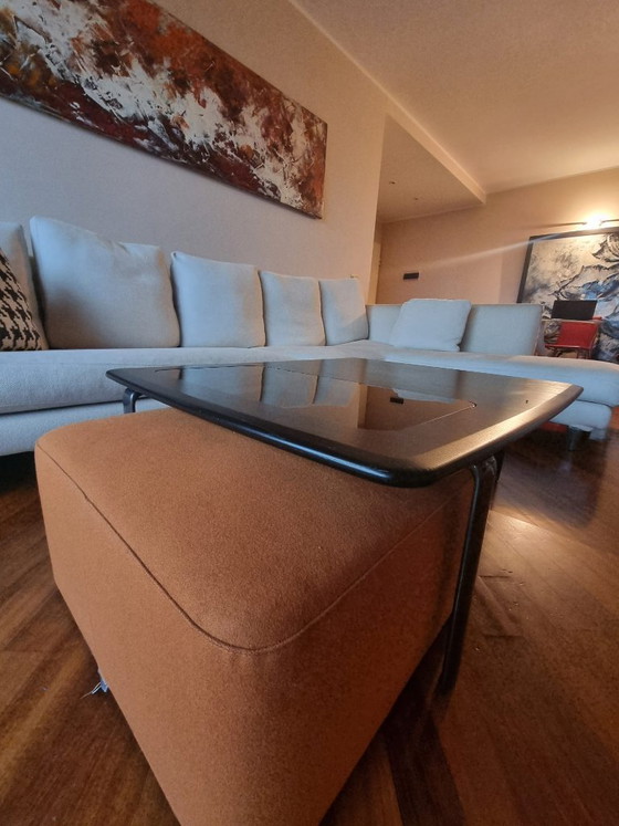 Canapé d'angle Minotti avec table basse, pouf et lampe d'angle – Canapés d'angle, Metal, Textile (photo 4 of 5)