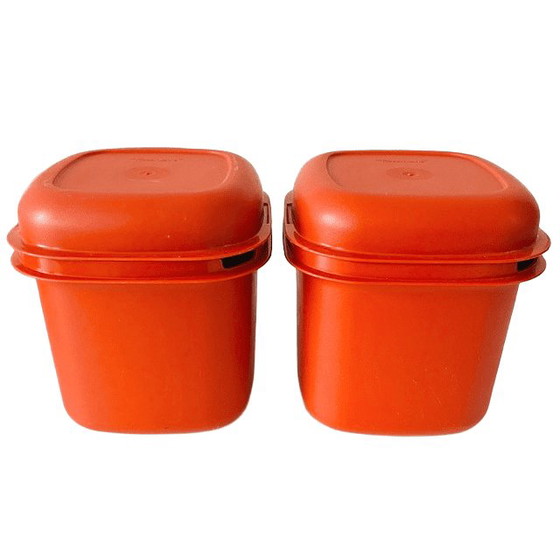 Image 1 of Vintage Tupperware set zes oogstkleur oranje roestbruine kommen opbergbakjes vershoudbakjes 1970's