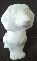 Teckel vintage en céramique italienne – années 1980 – Émail blanc (22 cm)
