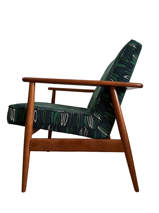 Image 1 of Set middeneeuwse fauteuils, door Juliszu Kędziorek in groen jacquard, jaren 1960