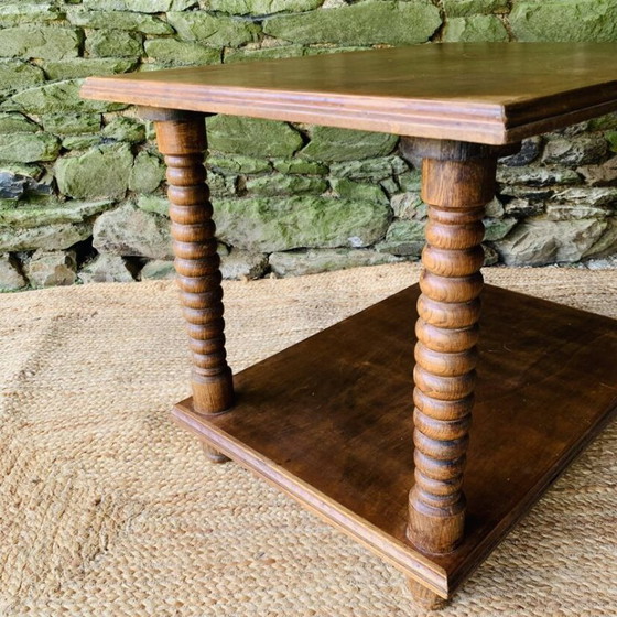 Image 1 of Mesa baja de roble