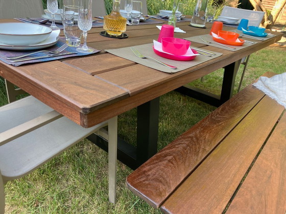 Image 1 of Tuintafel "Family" 8P - Braziliaanse Walnoot - Ambacht