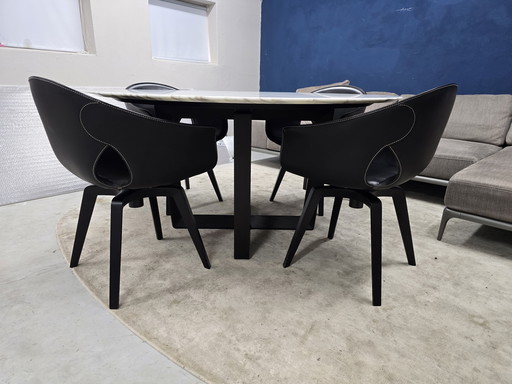 Poltrona Frau Bolero dining table + 4x Ginger chair